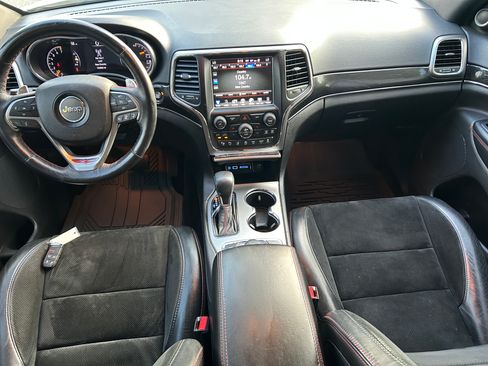Used 2017 Jeep Grand Cherokee 4WD Trailhawk image 11