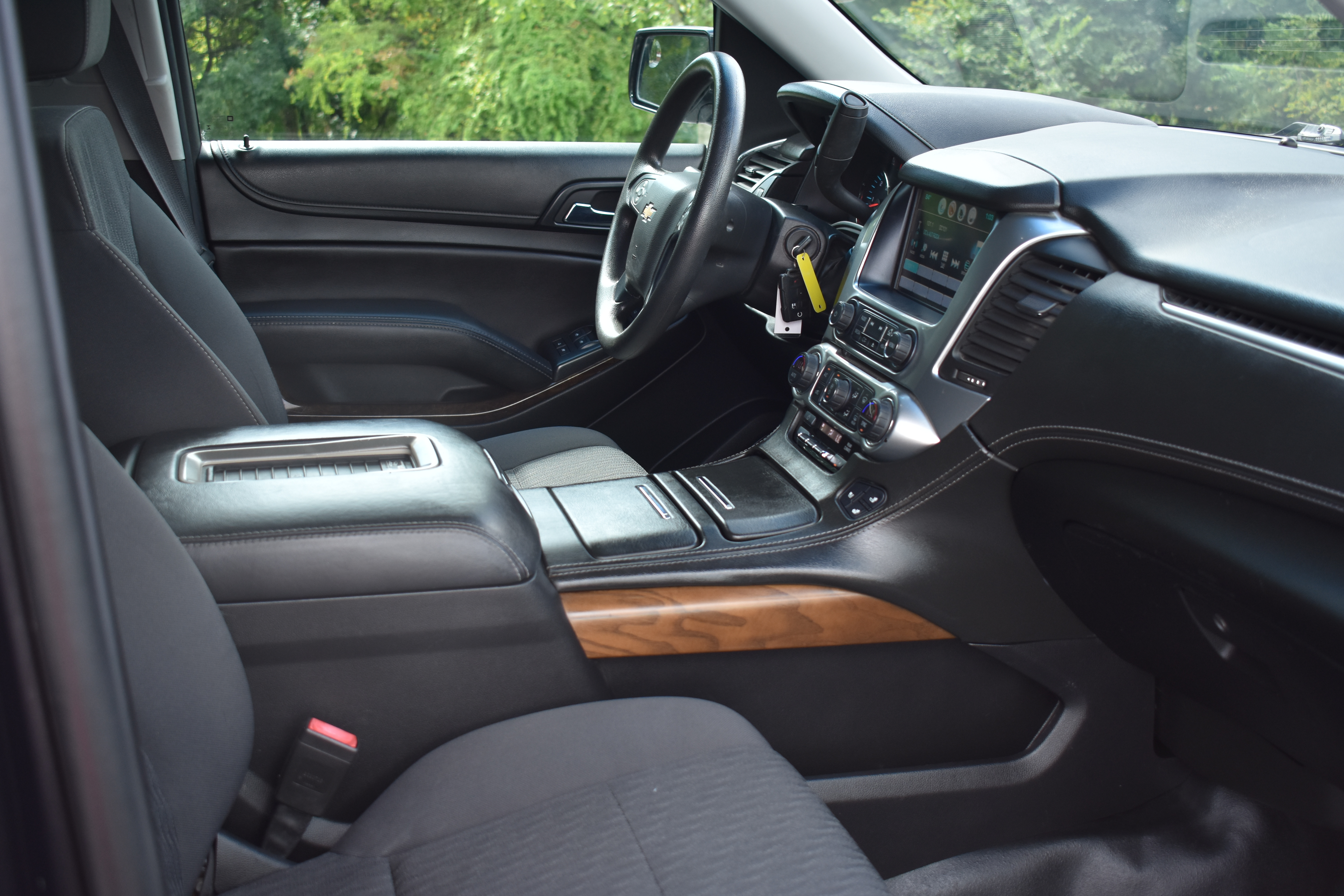 Used 2018 Chevrolet Tahoe 4WD image 30
