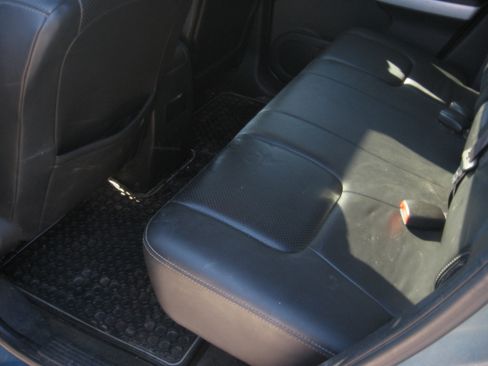 Used 2008 Pontiac Torrent AWD GXP image 7