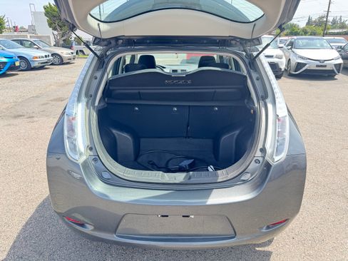 Used 2017 Nissan Leaf S image 27