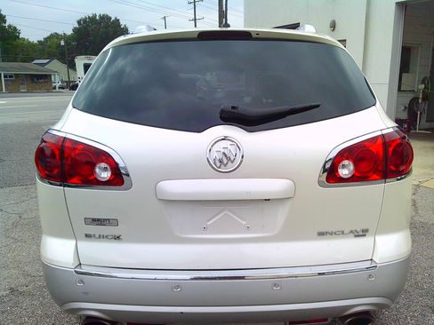 Used 2012 Buick Enclave AWD Leather image 4
