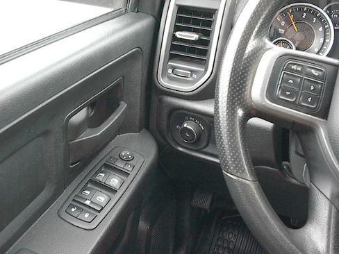 Used 2022 RAM 3500 Tradesman AWD/4WD image 22