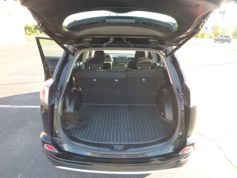 Used 2016 Toyota RAV4 XLE image 25