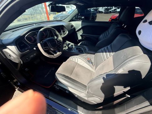 Used 2021 Dodge Challenger SRT Hellcat Redeye image 13