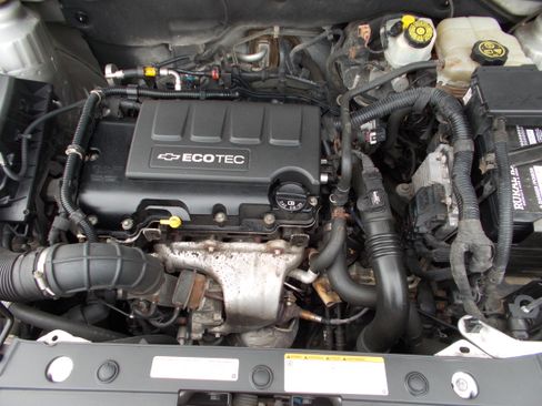 Used 2012 Chevrolet Cruze LT FWD image 26