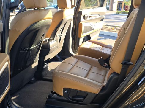 Used 2021 Kia Telluride SX Prestige image 30