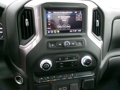 Used 2024 GMC Sierra 1500 Pro image 7