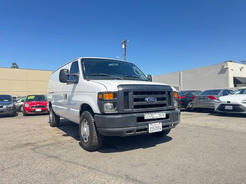 Used 2010 Ford E-250 and Econoline 250 UNAVAIL RWD image 12