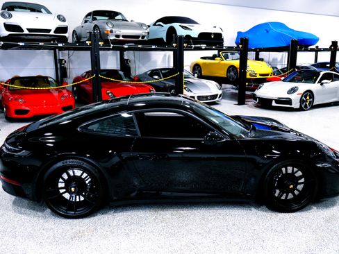 Used 2024 Porsche 911 Carrera GTS image 13