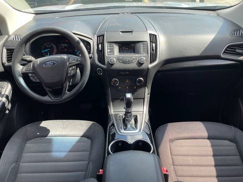 Used 2016 Ford Edge SE image 12