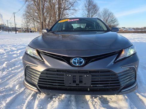 Used 2023 Toyota Camry LE image 17