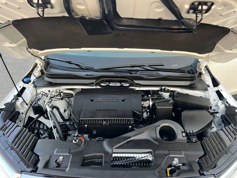 Used 2024 Honda Pilot TrailSport image 12