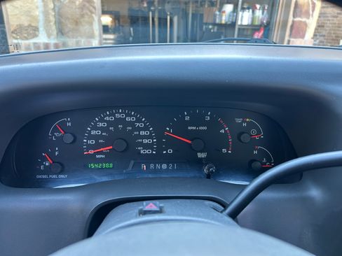 Used 2002 Ford F350 Lariat image 10