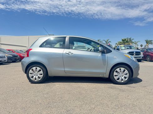 Used 2008 Toyota Yaris 2-Door Hatchback FWD image 10