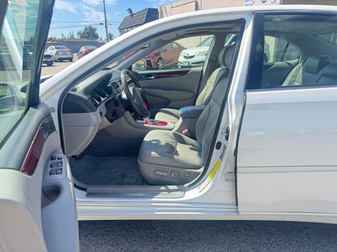 Used 2004 Lexus ES 330 image 15