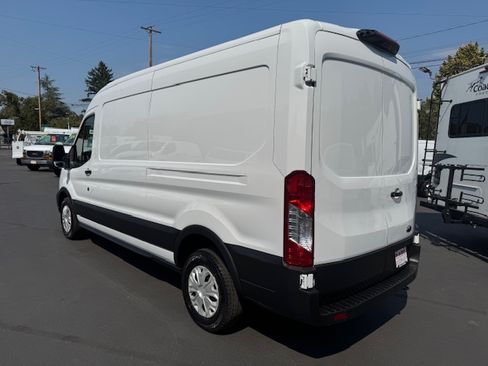 Used 2021 Ford Transit 250 image 2