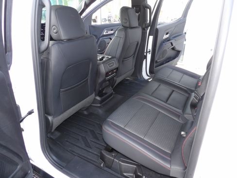 Used 2025 Chevrolet Silverado EV 4x4 Crew Cab RST image 21