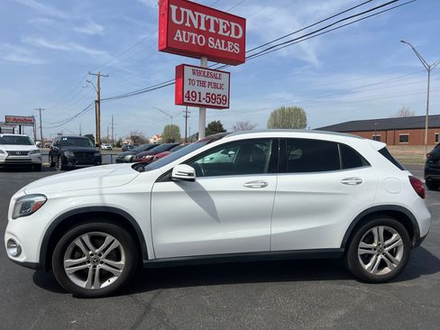 Used 2019 Mercedes-Benz GLA 250 image 1