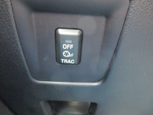 Used 2005 Ford Thunderbird 50th Anniversary RWD image 42
