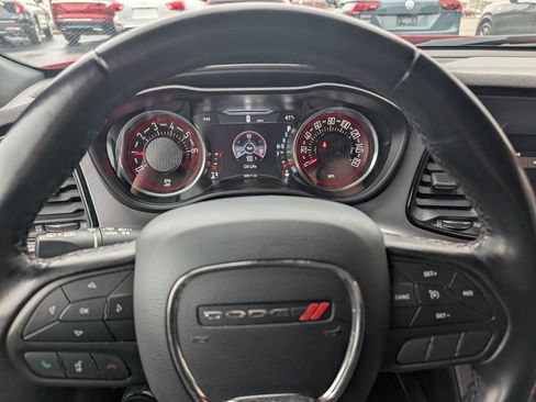 Used 2023 Dodge Challenger GT image 9