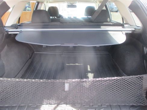 Used 2016 Subaru Outback 2.5i Premium image 14