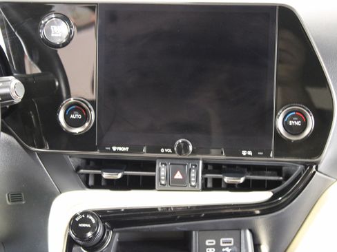 Used 2024 Lexus NX 350 AWD image 5