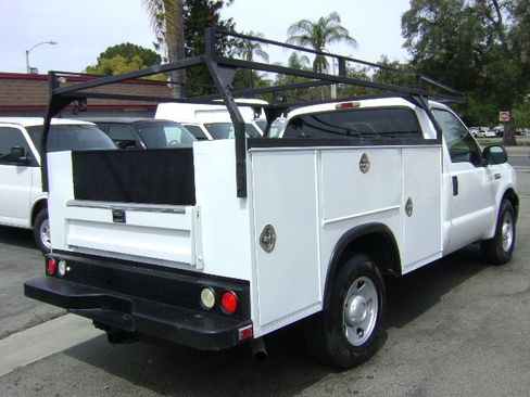 Used 2006 Ford F250 image 7