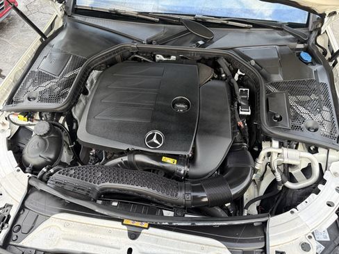 Used 2019 Mercedes-Benz C 300 Sport image 17