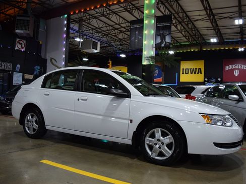 Used 2006 Saturn ION Level 2 Sedan FWD image 13