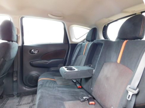 Used 2015 Nissan Versa Note SR FWD image 17