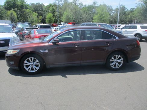 Used 2012 Ford Taurus SEL image 1