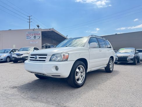 Used 2006 Toyota Highlander 2WD image 3