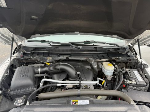 Used 2016 RAM 3500 Tradesman image 17