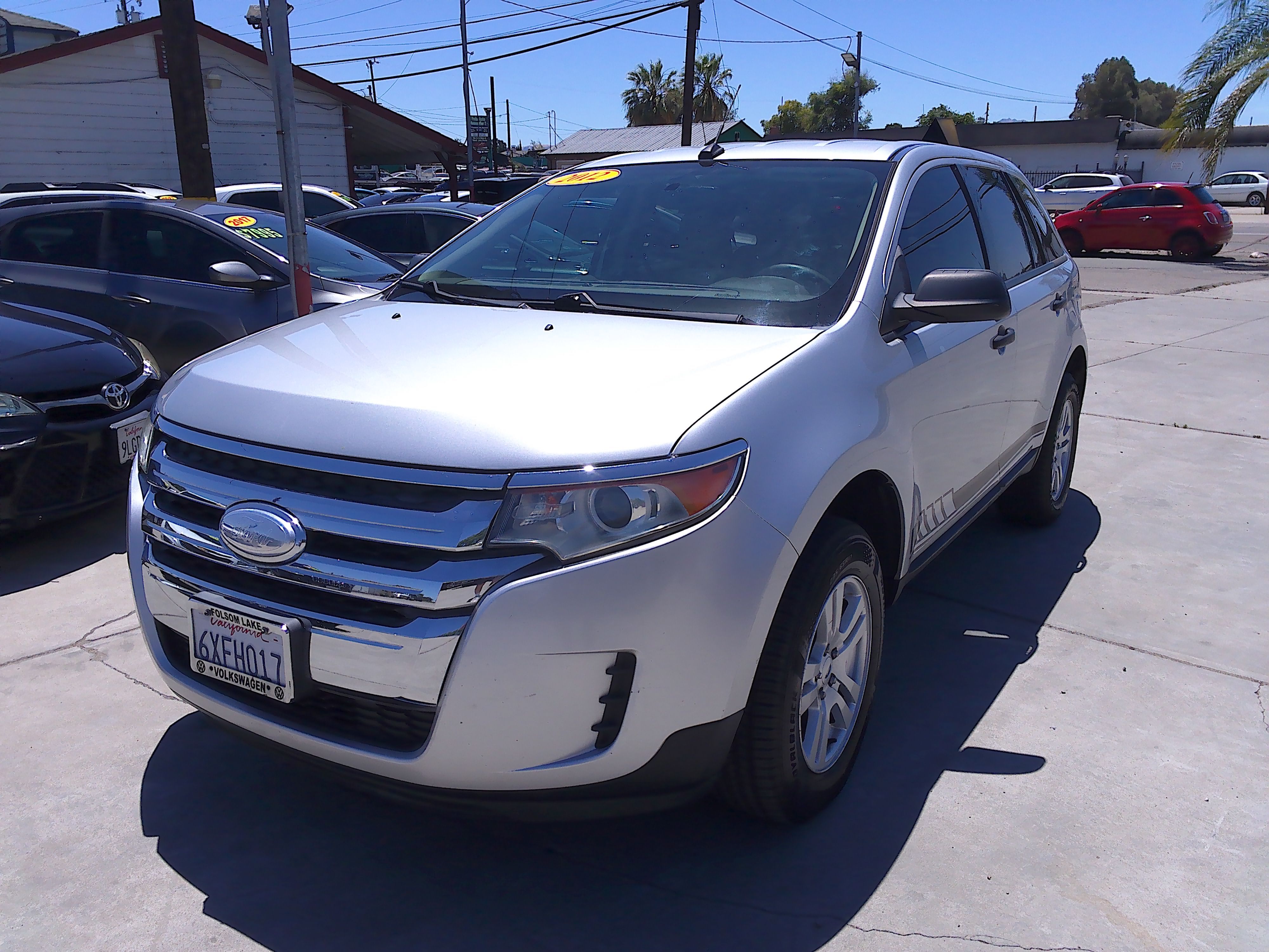 Used 2012 Ford Edge SE FWD image 2