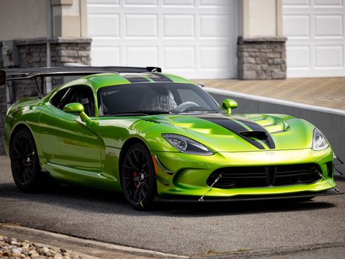 Used 2017 Dodge Viper GTC image 12