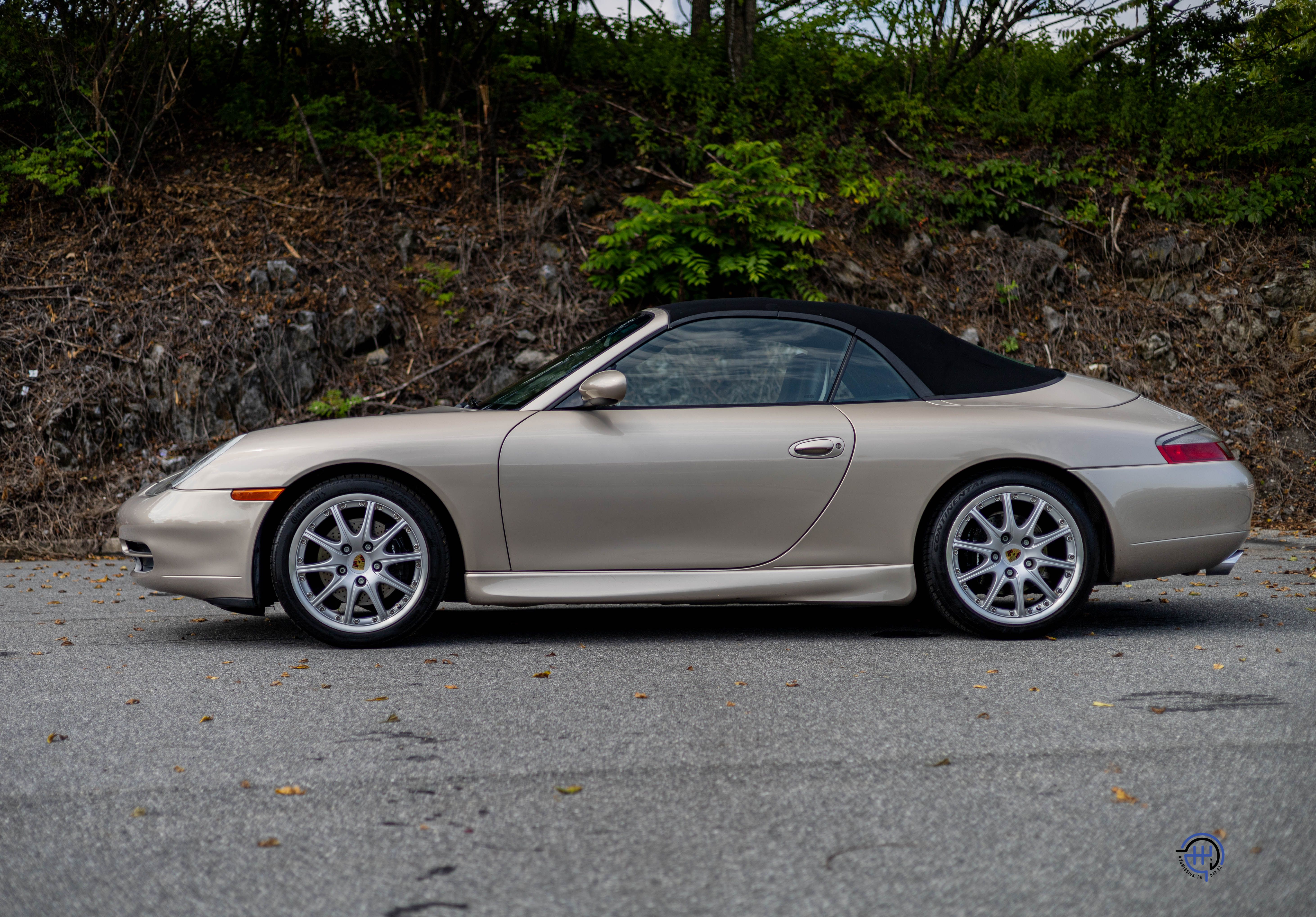 Used 2000 Porsche 911 Carrera Cabriolet RWD image 8