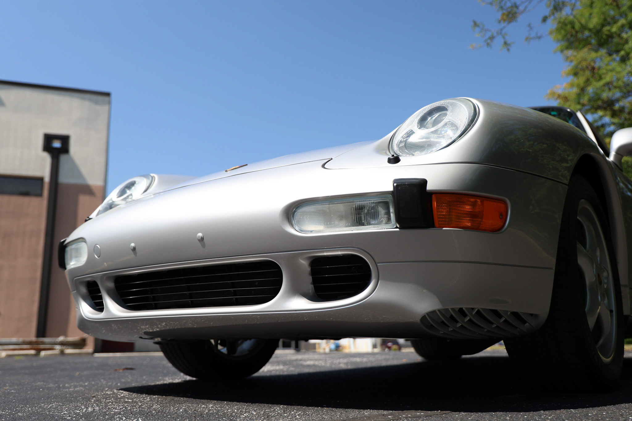 Used 1998 Porsche 911 Coupe RWD image 4