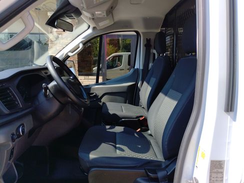 Used 2024 Ford Transit 250 image 6
