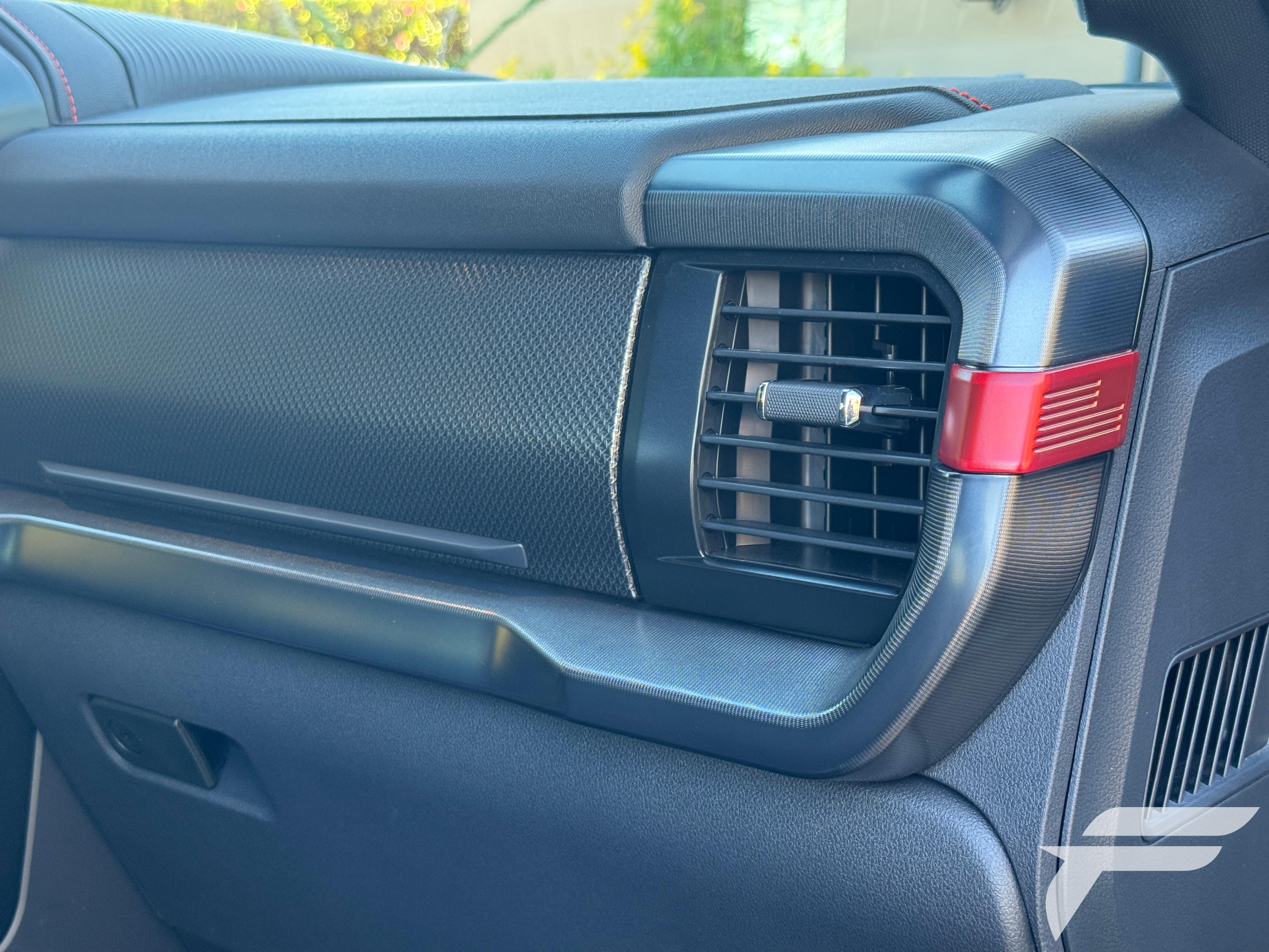 Used 2025 Ford F150 Raptor AWD/4WD image 36