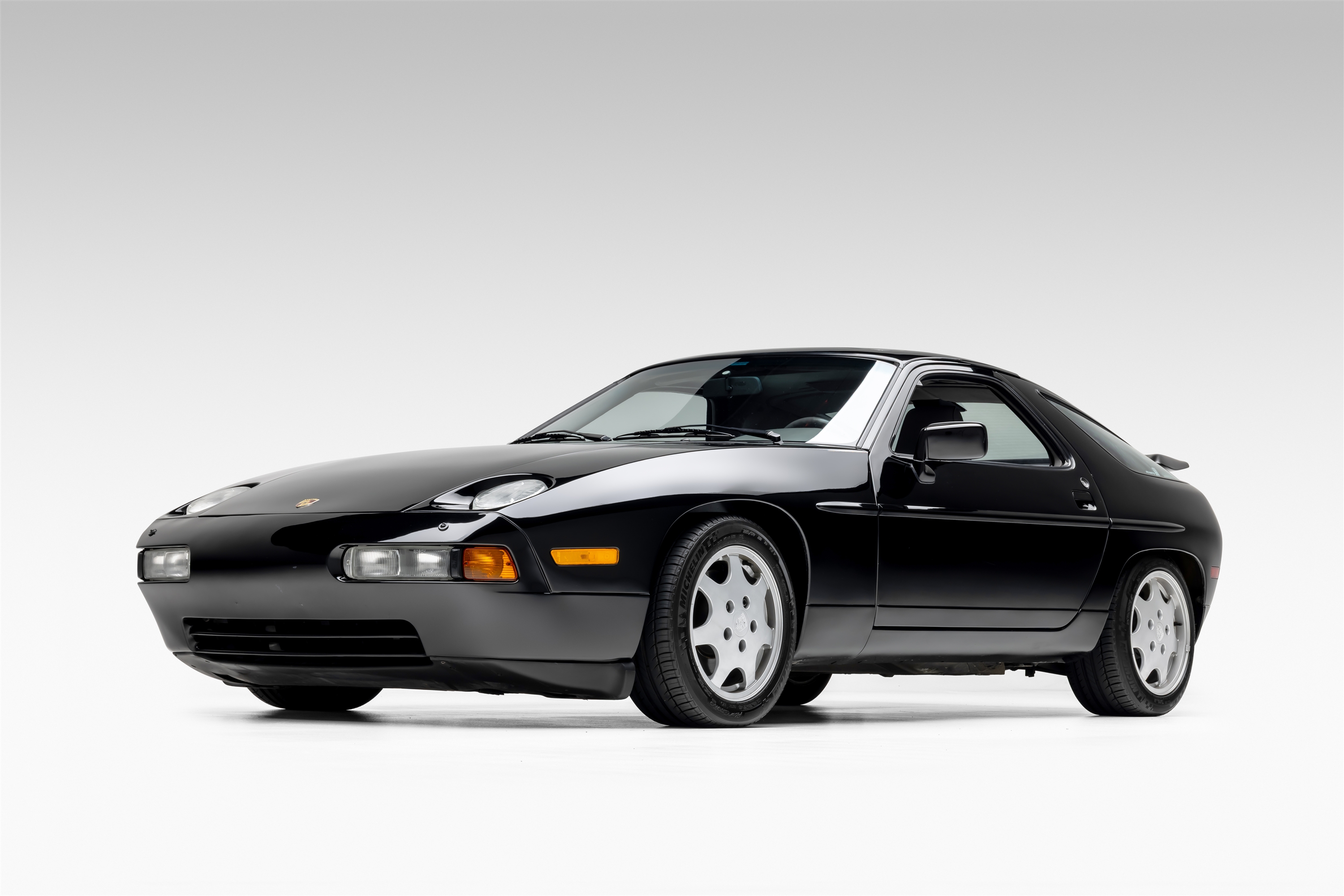 Used 1991 Porsche 928 GT RWD image 18