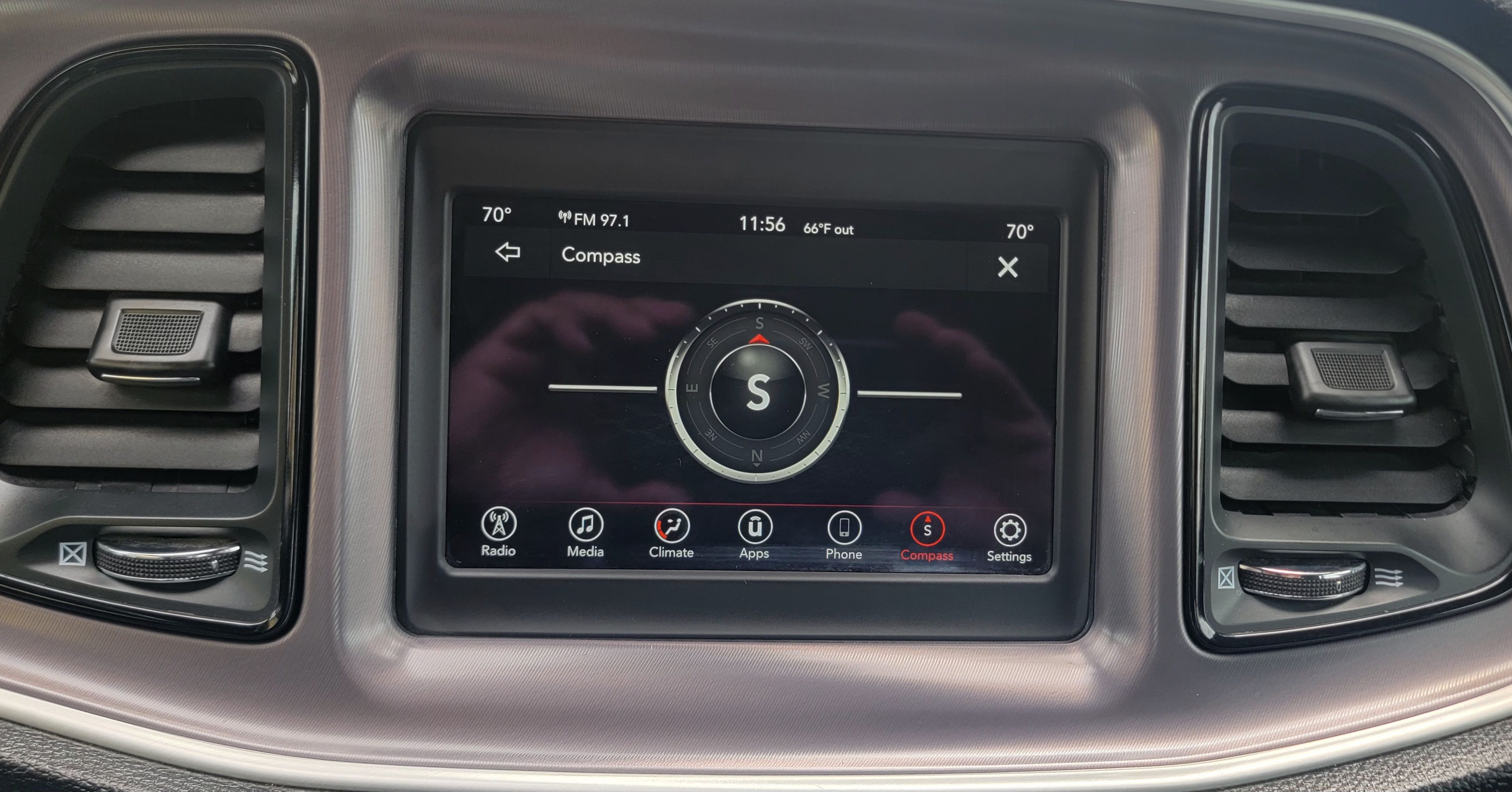 Used 2019 Dodge Challenger SXT RWD image 17
