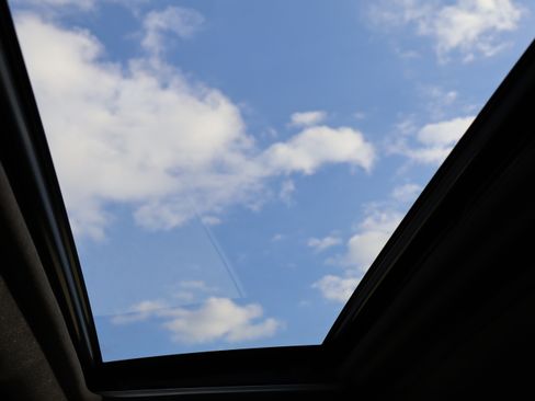 Used 2015 Subaru WRX STI Limited image 32