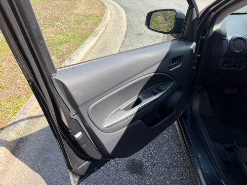 Used 2024 Mitsubishi Mirage ES image 27