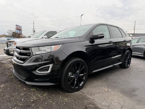 Used 2018 Ford Edge Sport image 1