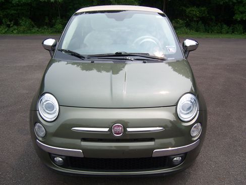 Used 2012 FIAT 500 Lounge Cabrio FWD image 5