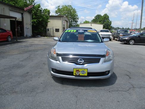 Used 2009 Nissan Altima S FWD image 3