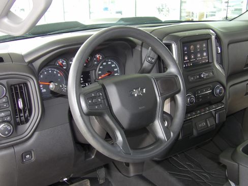 Used 2024 Chevrolet Silverado 1500 Custom Trail Boss image 19