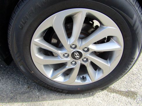 Used 2018 Hyundai Tucson SE image 10