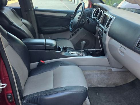 Used 2005 Toyota 4Runner Sport image 21