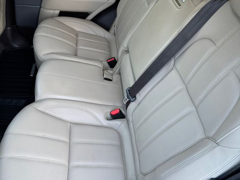 Used 2016 Land Rover Range Rover Sport HSE AWD/4WD image 19